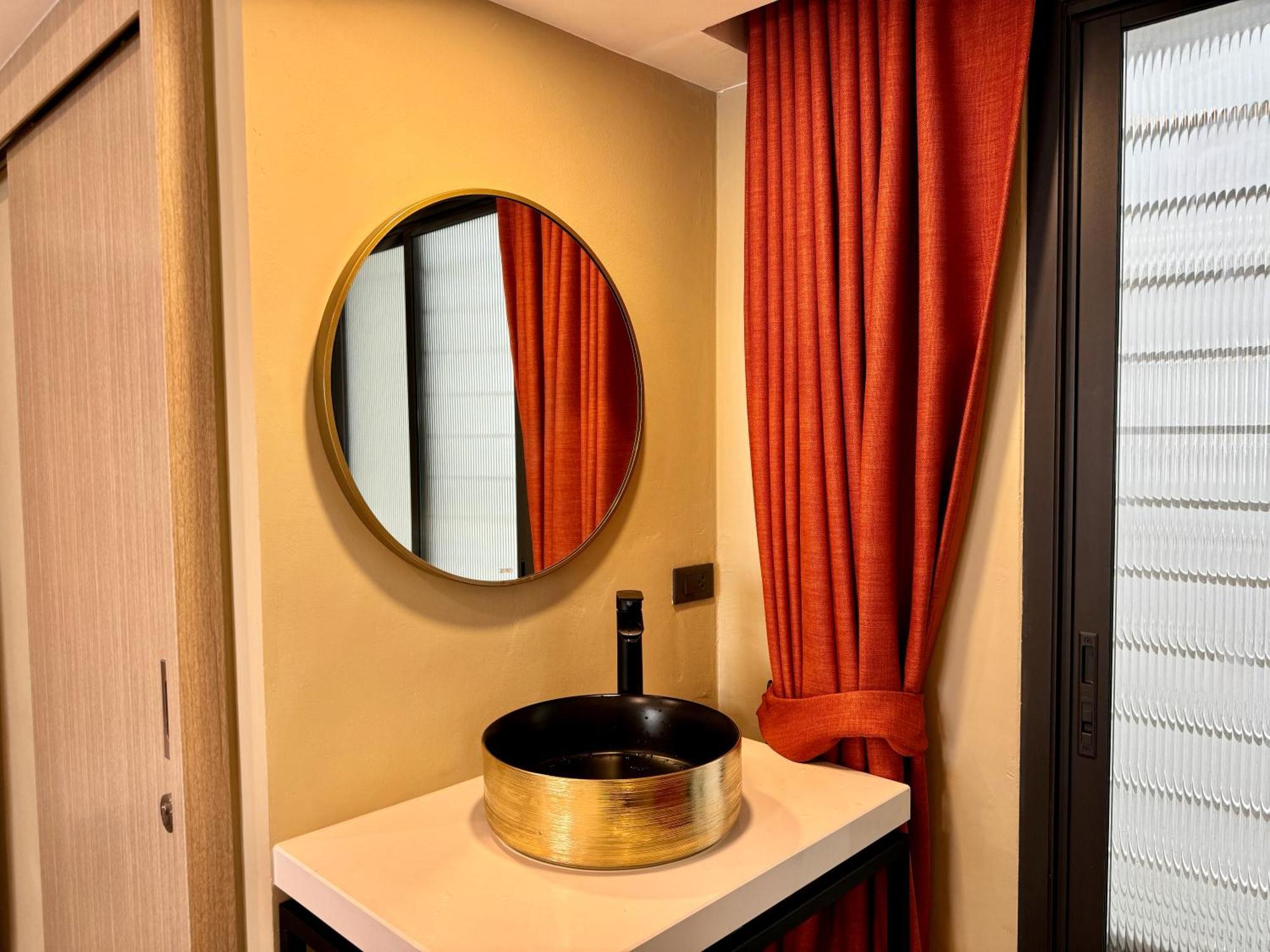 Parcel Hotel Bangkok Eksteriør billede